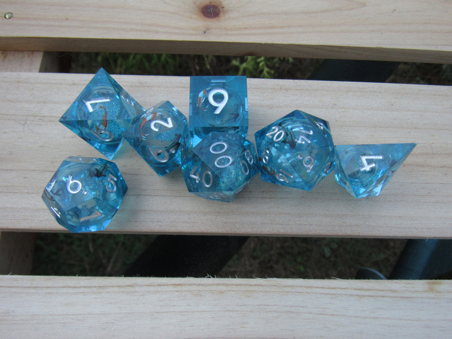 Blue Koi Fish Liquid Core Sharp Resin Dice