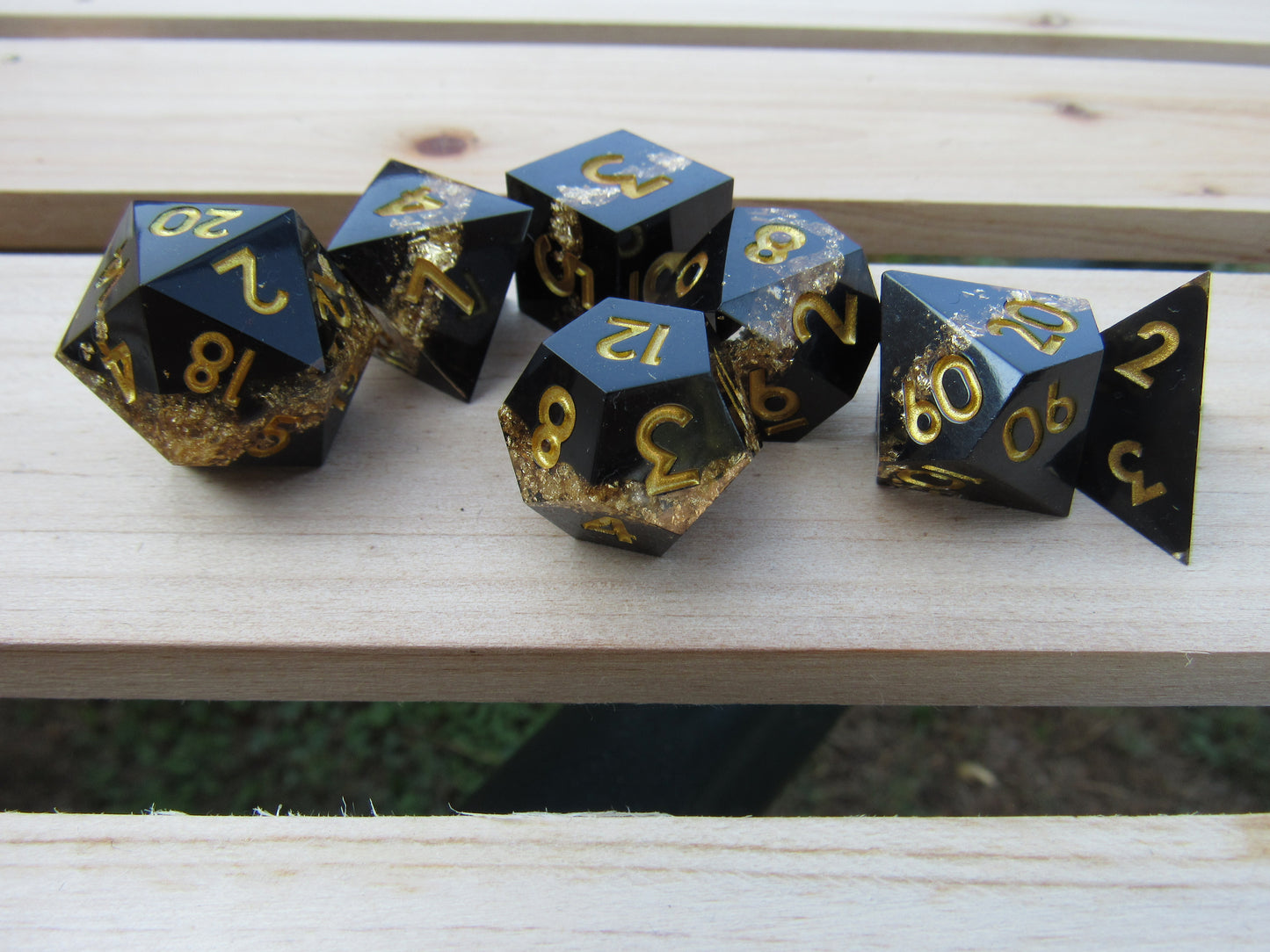 Gold Band Sharp Resin Dice