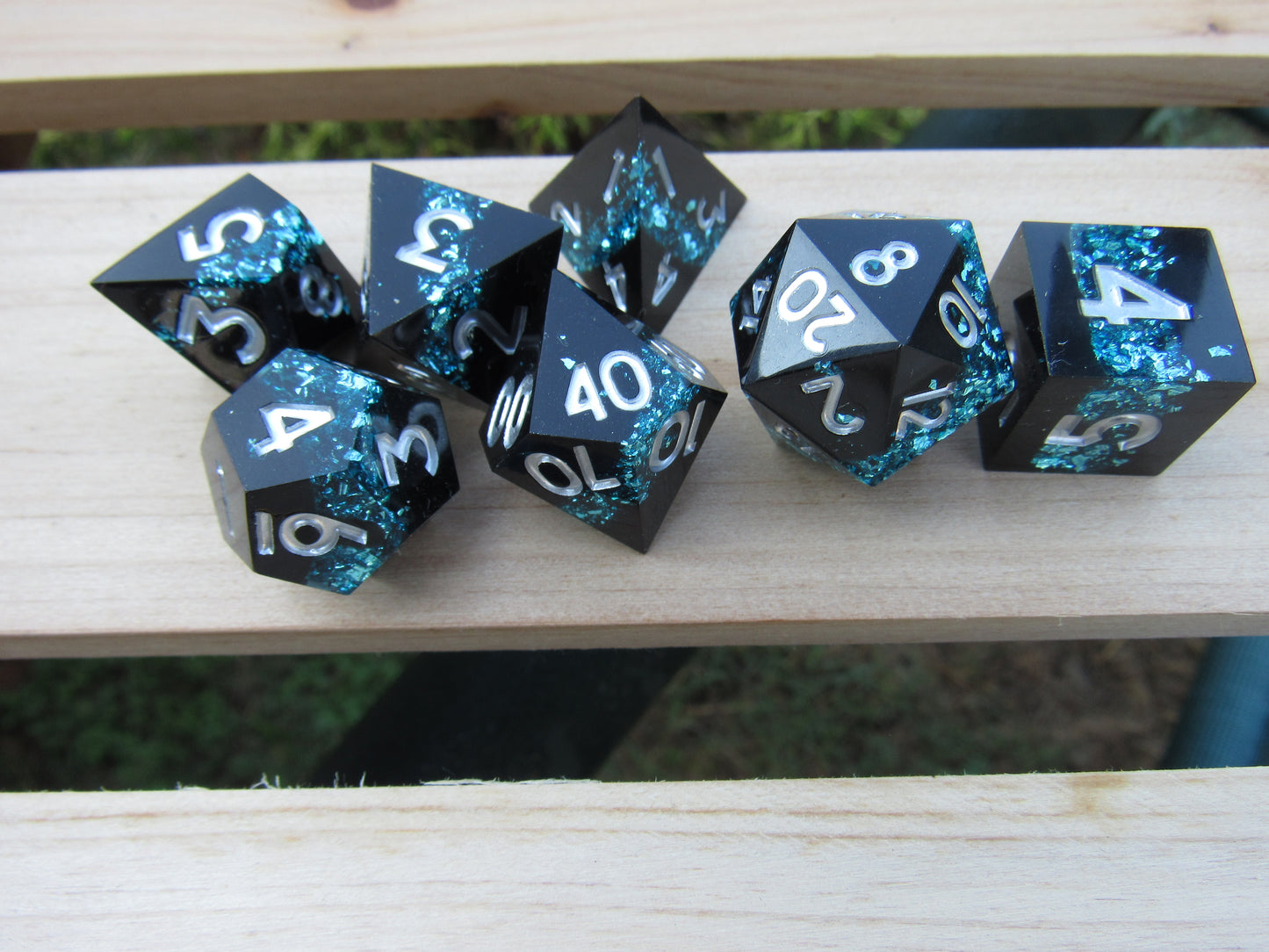 Blue Band Sharp Resin Dice