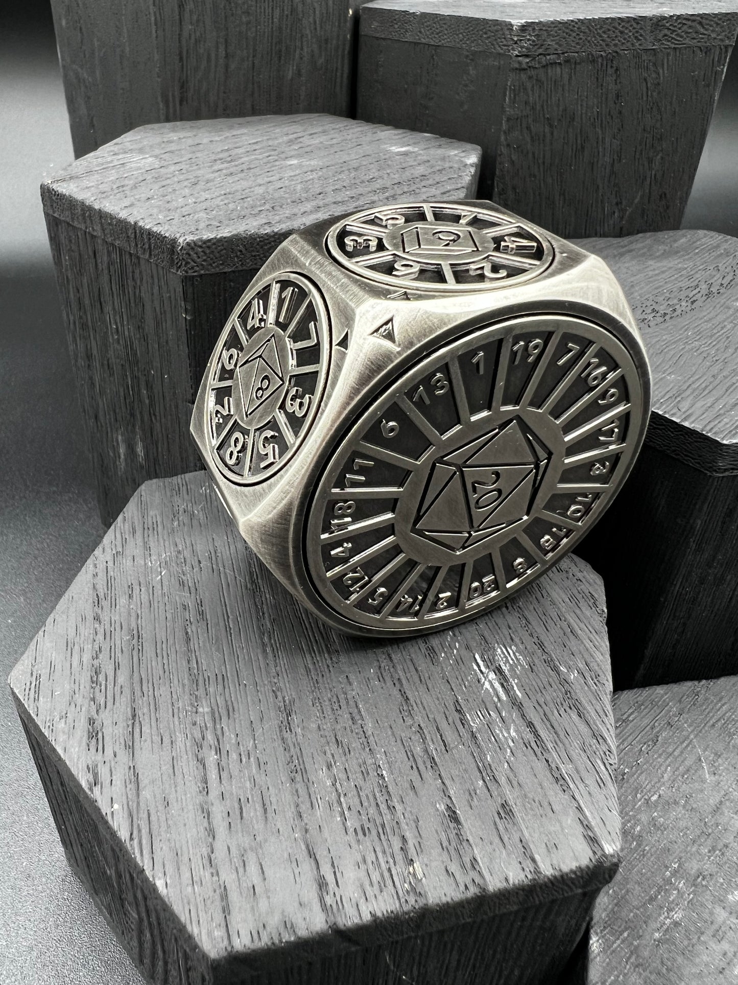 Encounter Spinner - Antique Silver