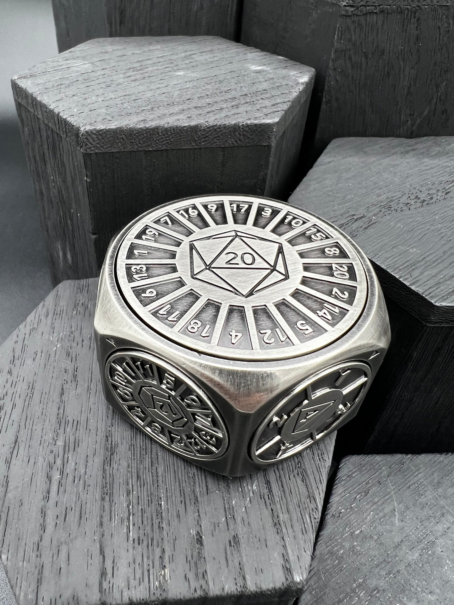 Encounter Spinner - Antique Silver