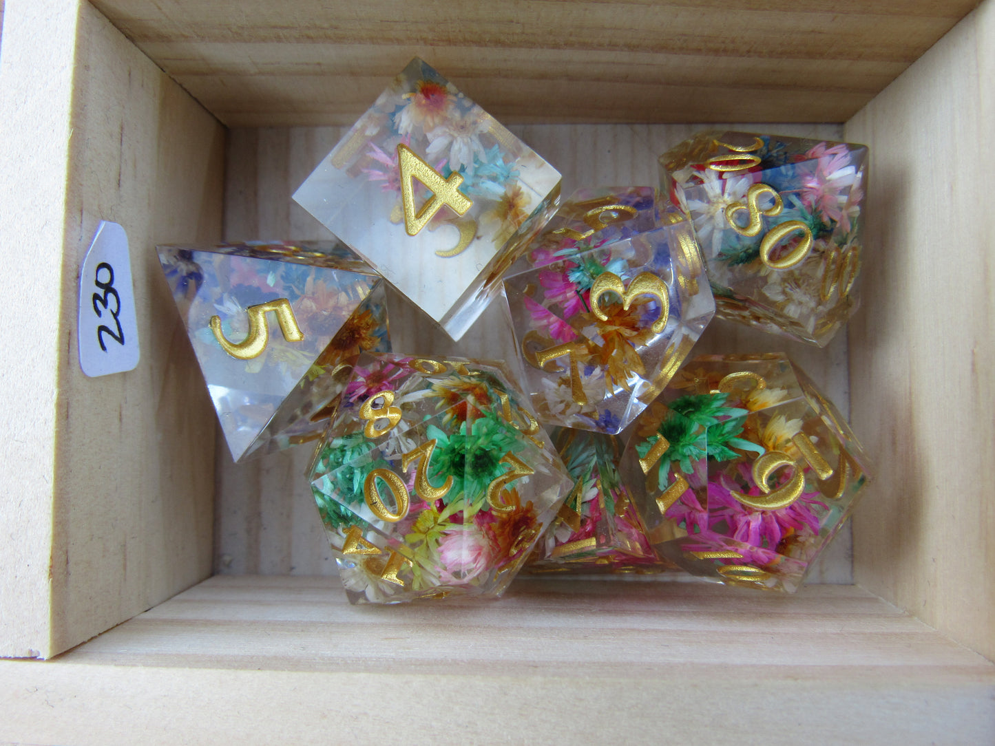 Rainbow Floral Sharp Resin Dice
