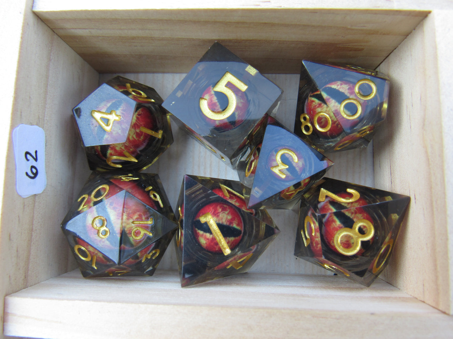 Red Eyeball Liquid Core Sharp Resin Dice