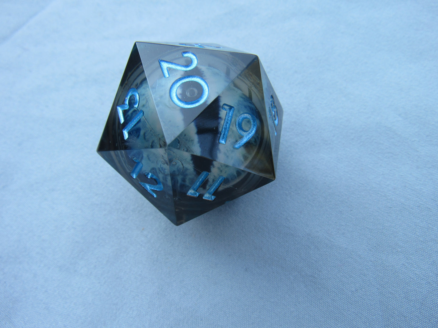 Blue Dragon Eye Liquid Core Large Spindown D20
