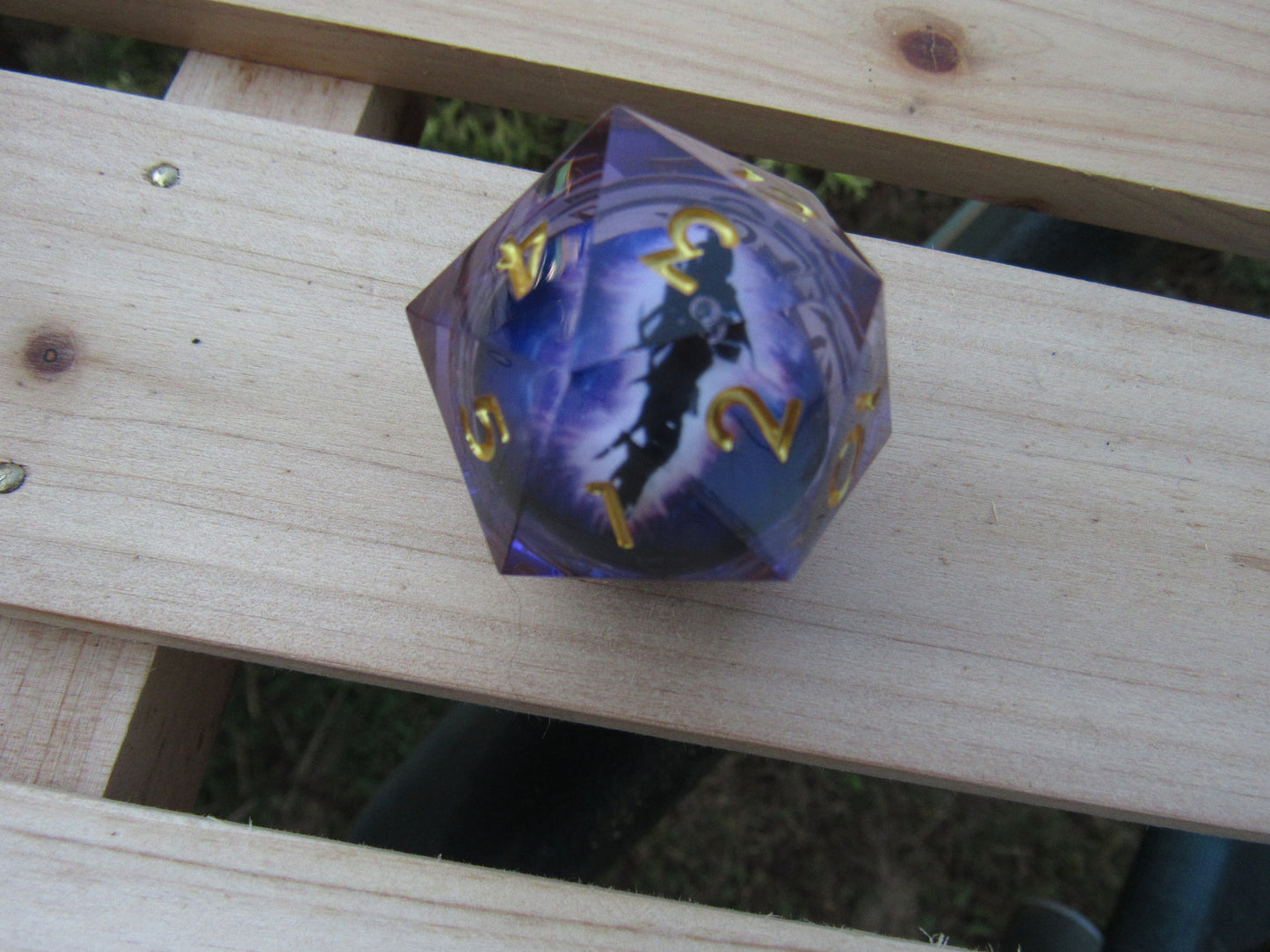 Purple Dragon Eye Liquid Core Large Spindown D20