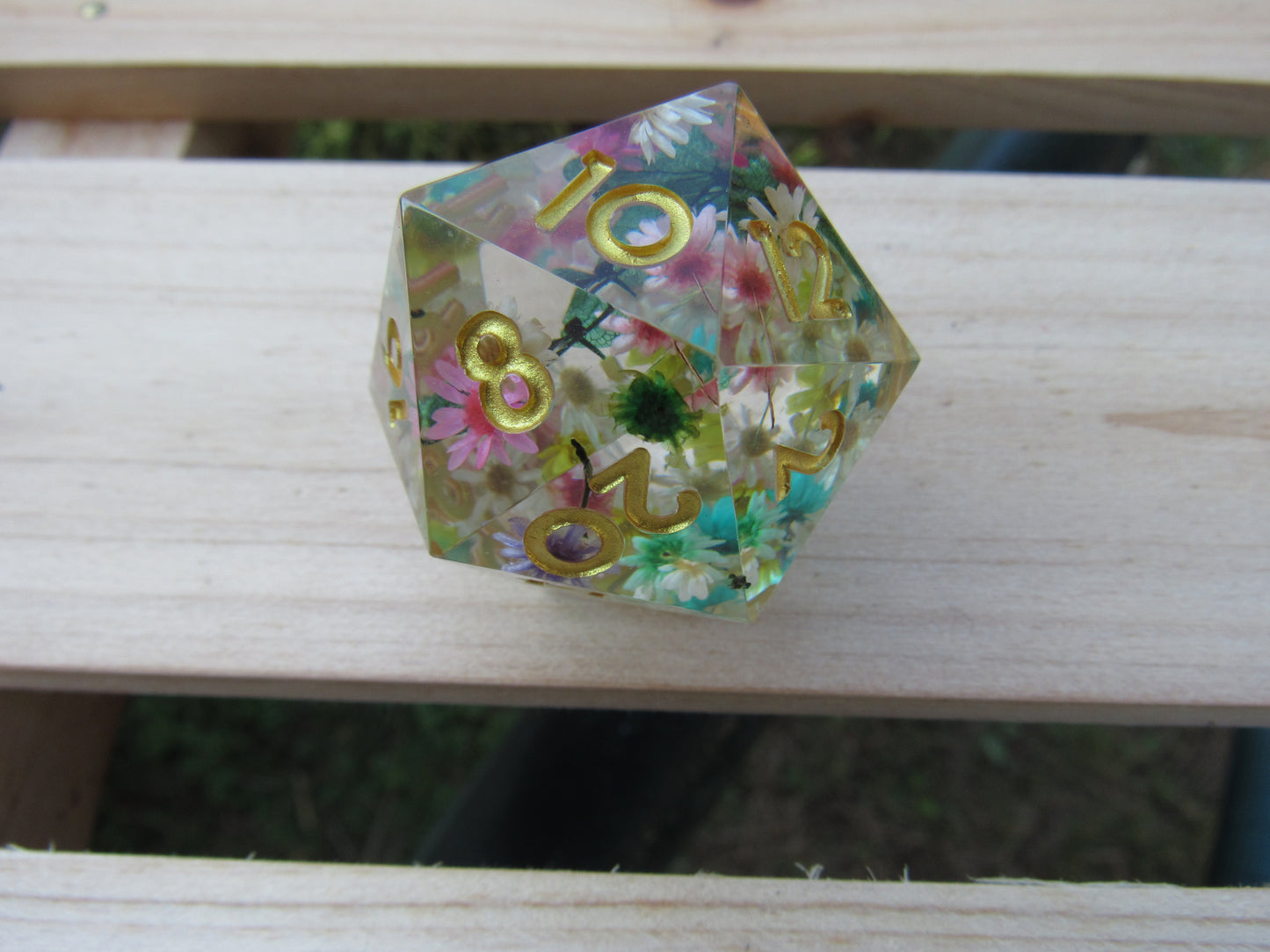 Floral Large D20