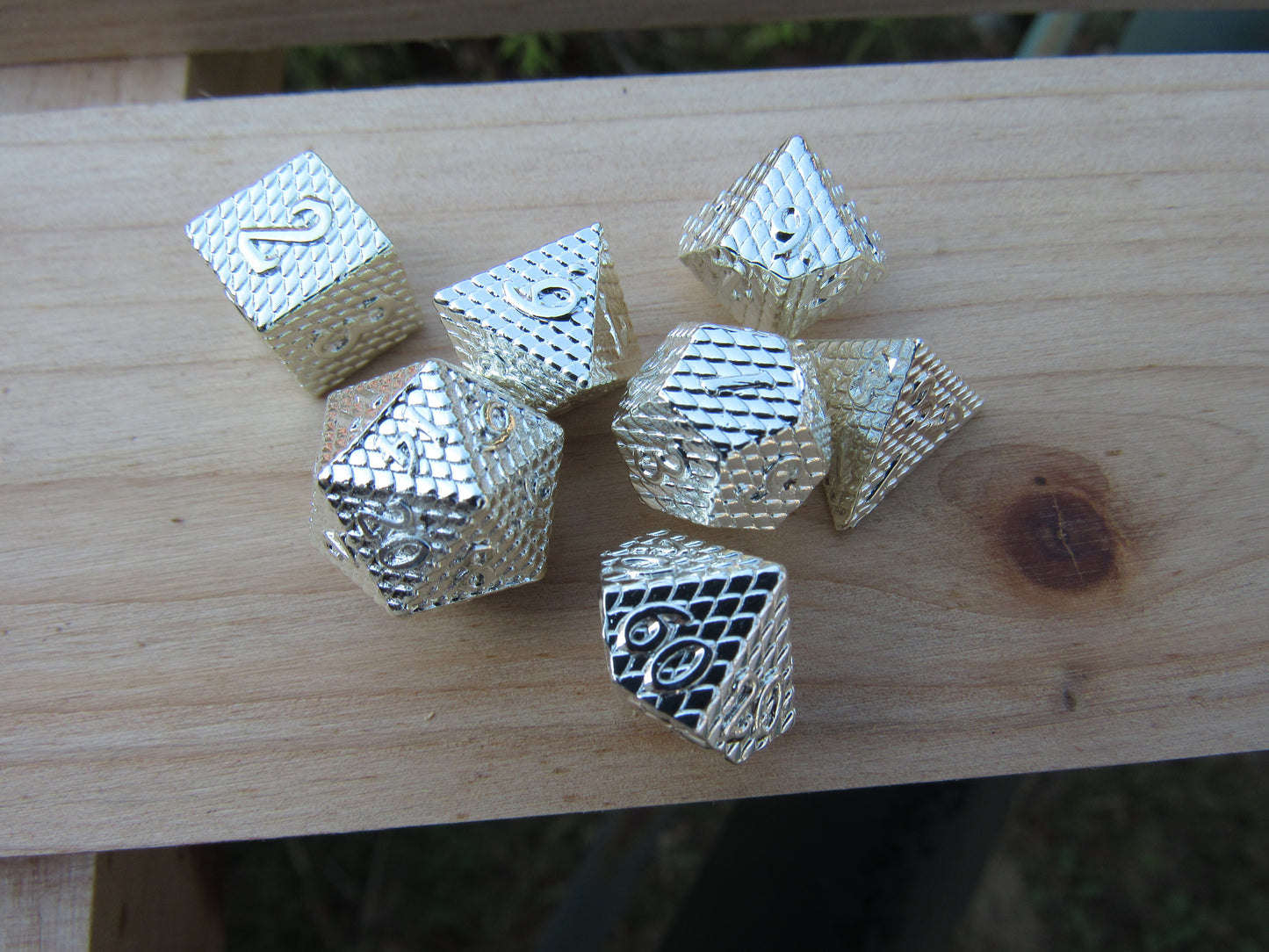 Silver Mini Dragon Scale Dice