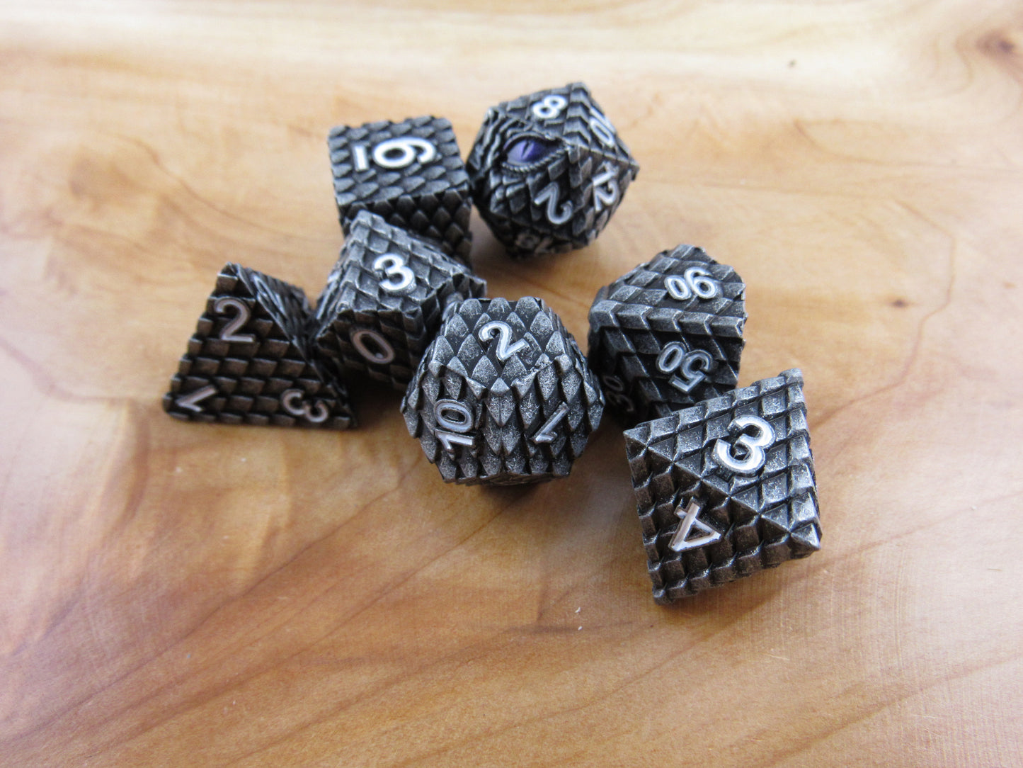 Gunmetal and White Dragon Scale Dice