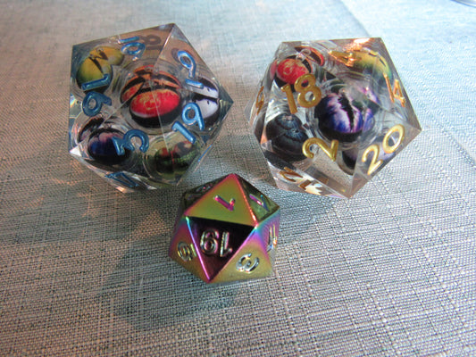 Beholder Liquid Core Resin D20 (Large - 33mm)