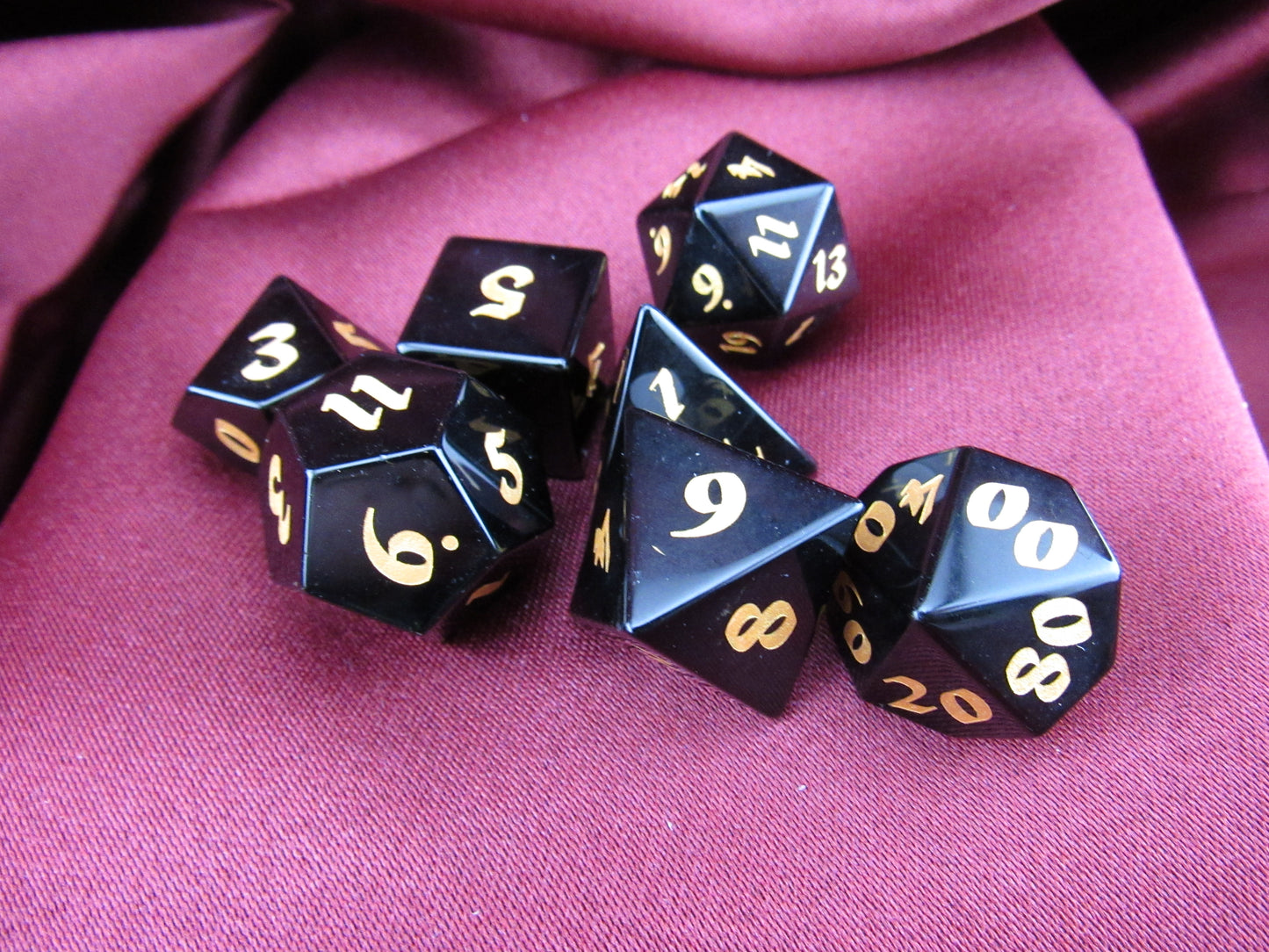 Obsidian Dice Set