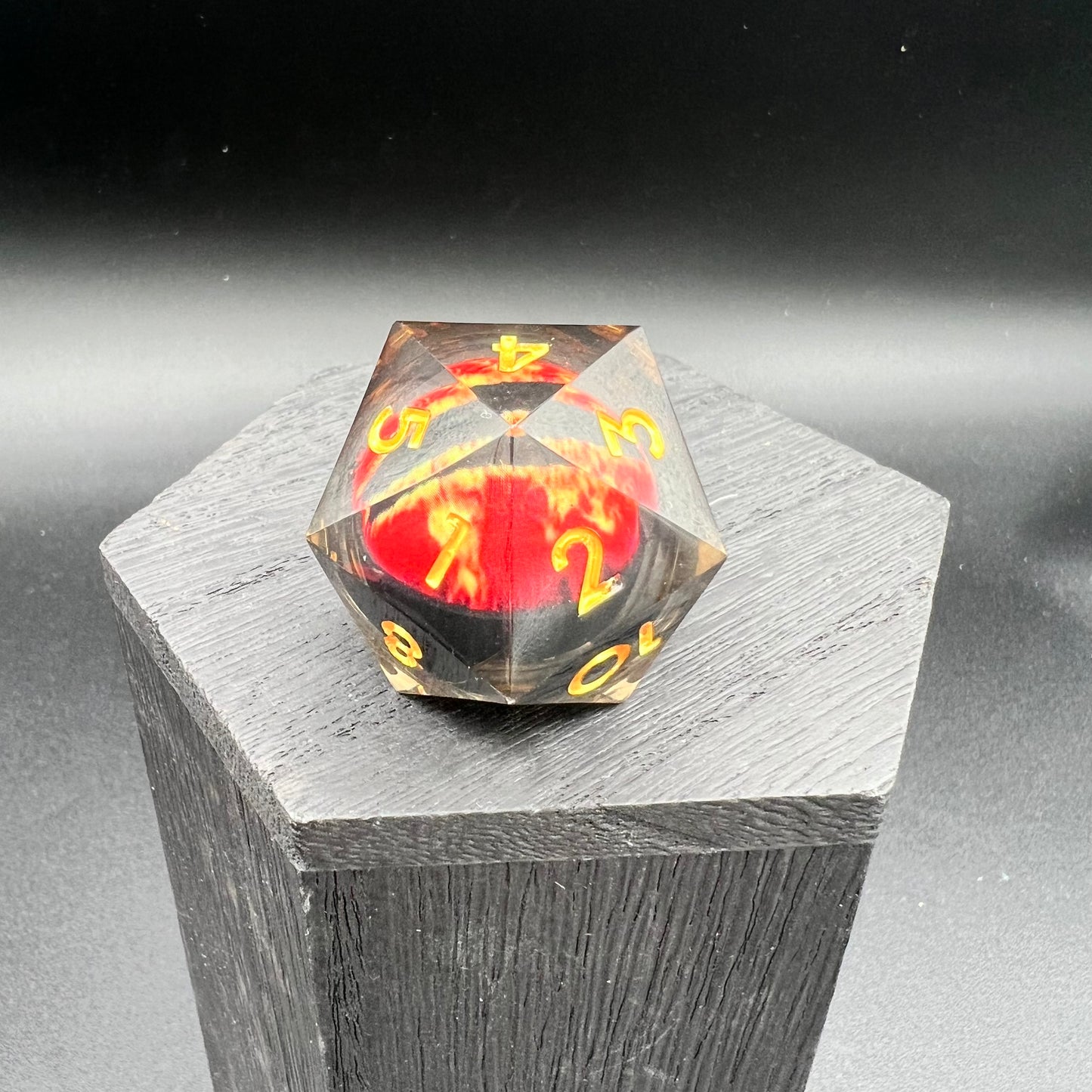 Red Dragon Eye Liquid Core Large Spindown D20
