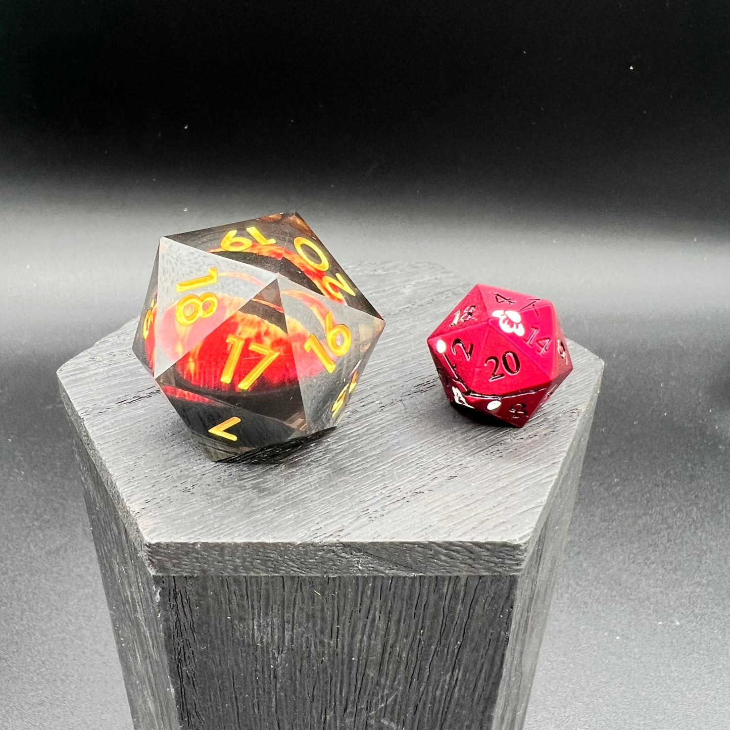 Red Dragon Eye Liquid Core Large Spindown D20