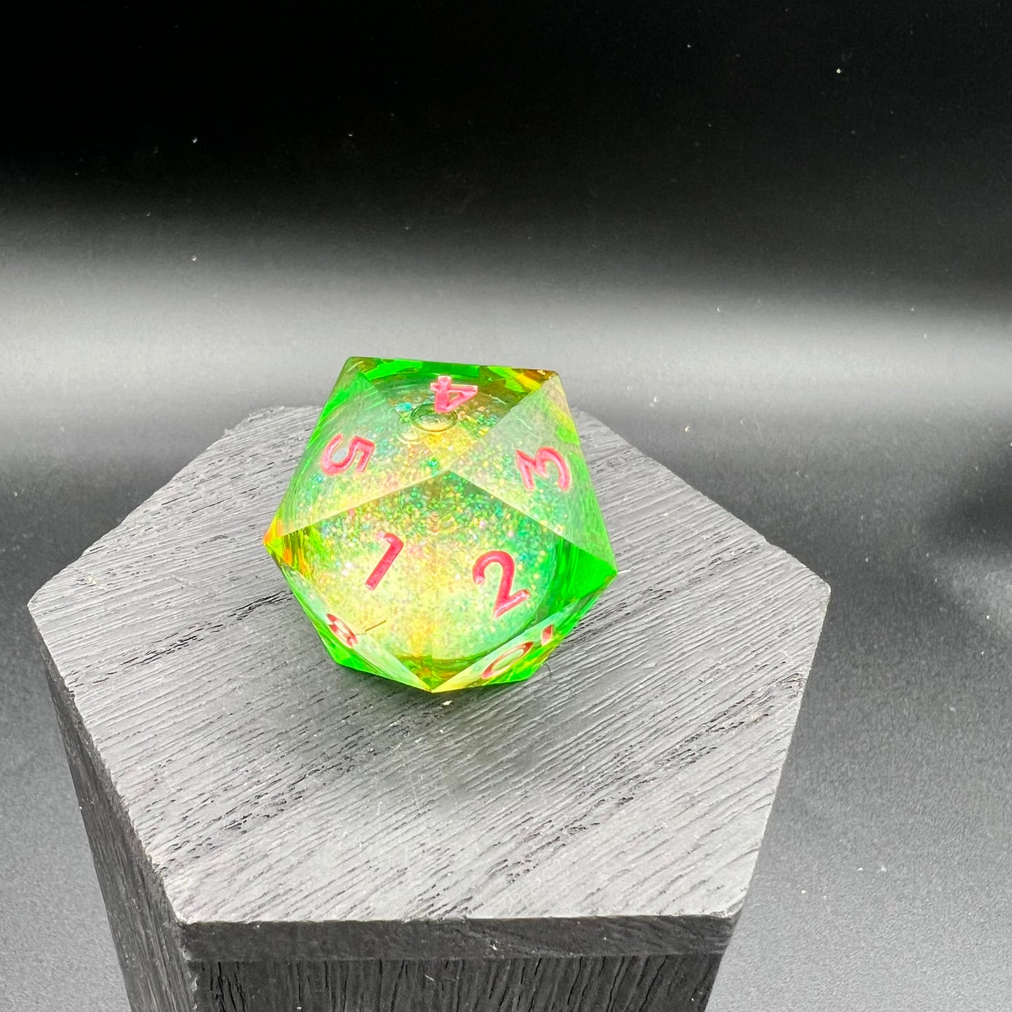 Green Glitter Liquid Core Large Spindown D20
