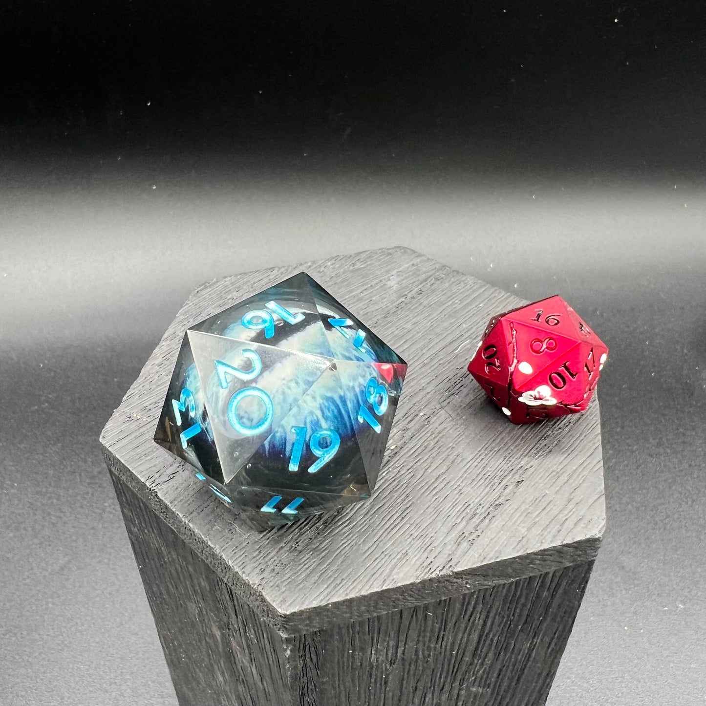 Blue Dragon Eye Liquid Core Large Spindown D20