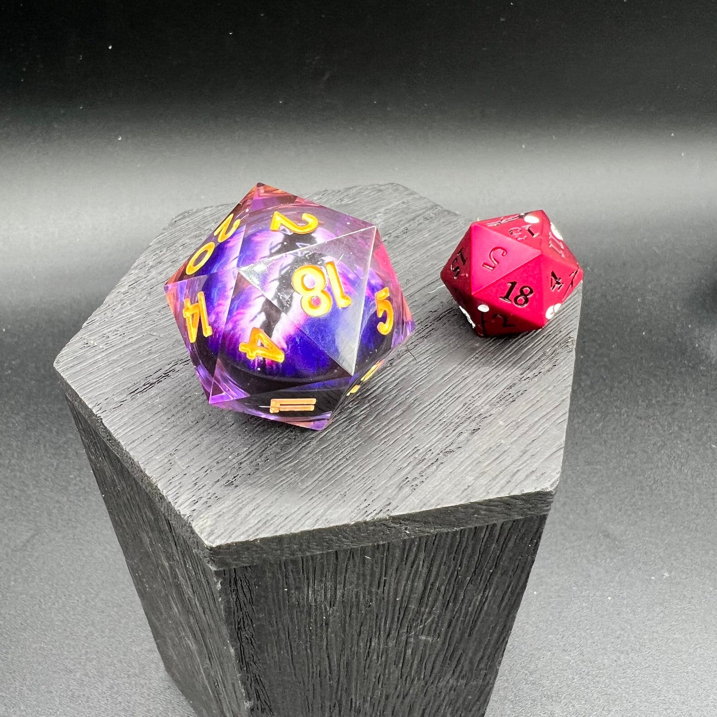 Purple Dragon Eye Liquid Core Large D20