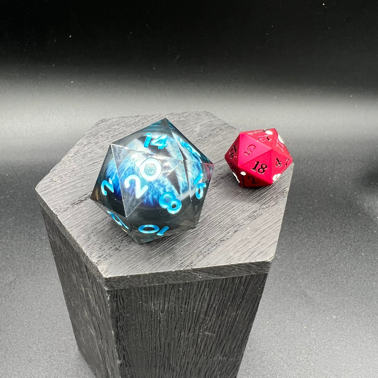 Blue Dragon Eye Liquid Core Large D20