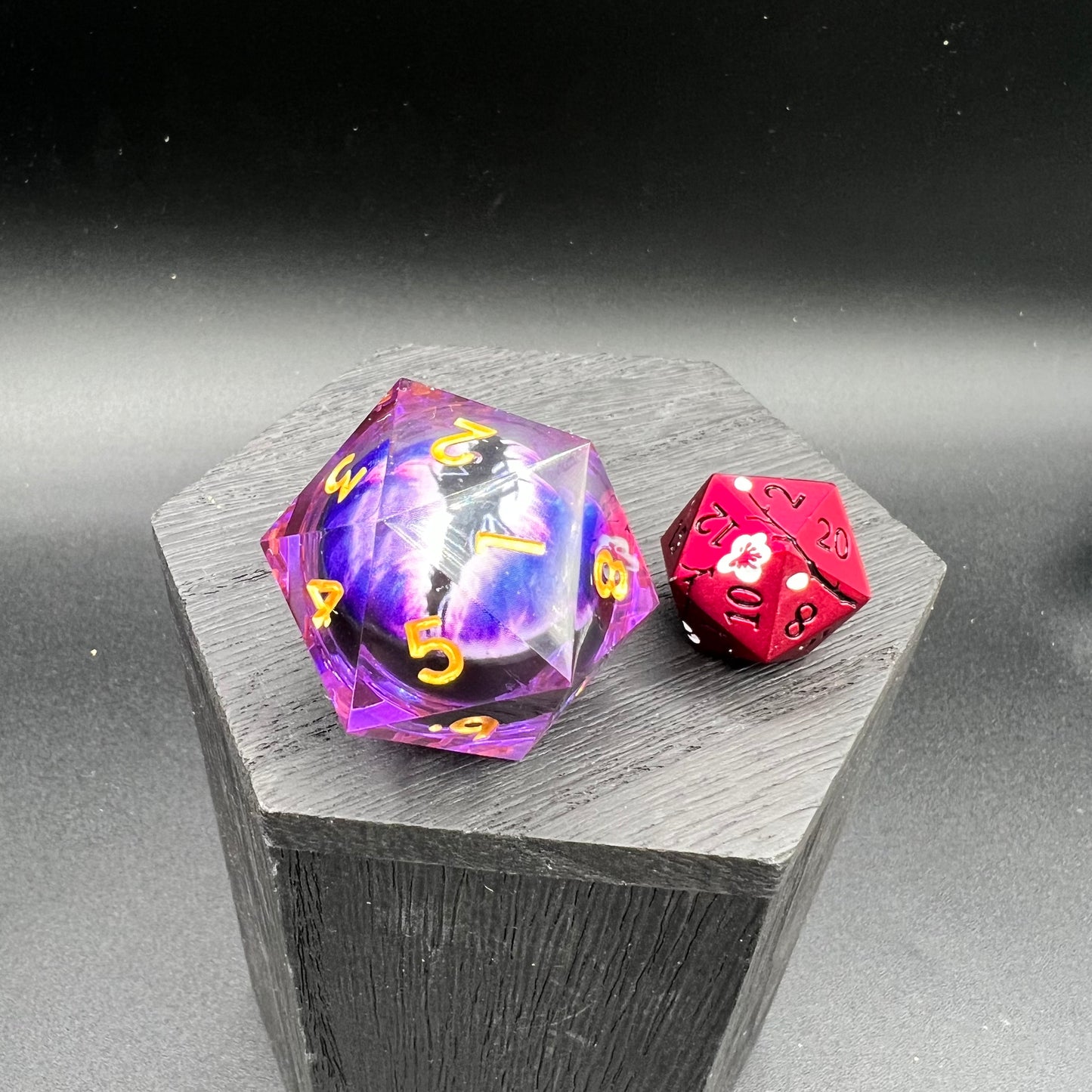 Purple Dragon Eye Liquid Core Large Spindown D20