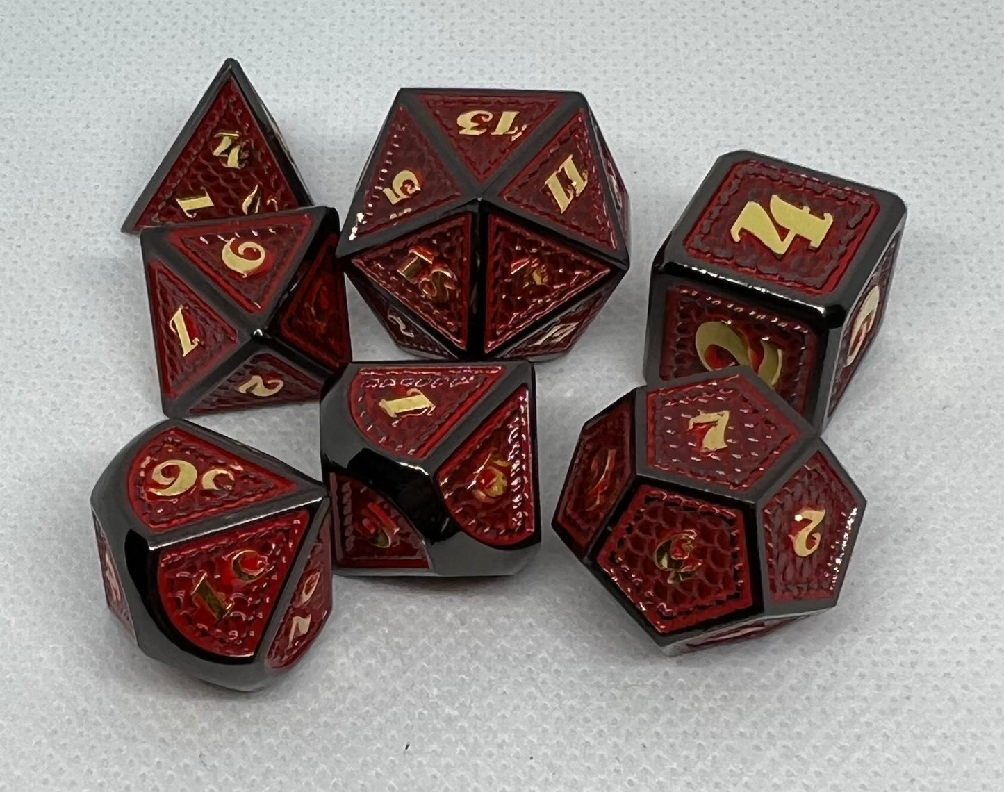 Red and Black Classic Dragon Scale Dice