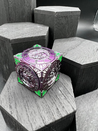 Cube Spinner - Green and Purple Duochrome