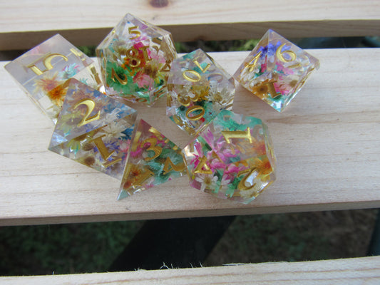 Rainbow Floral Sharp Resin Dice