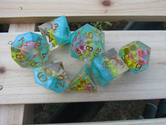 Blue and Yellow Floral Sharp Resin Dice
