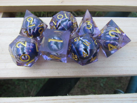 Purple Eyeball Liquid Core Sharp Resin Dice