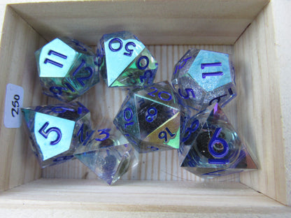 Transparent Dark Liquid Core Sharp Resin Dice