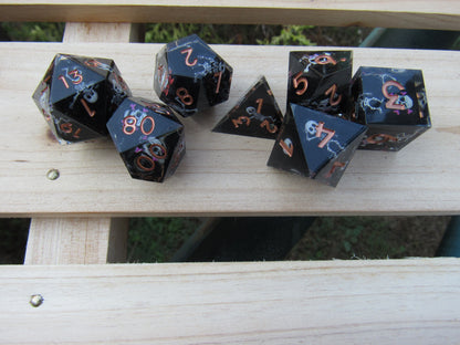 Skull Sharp Resin Dice
