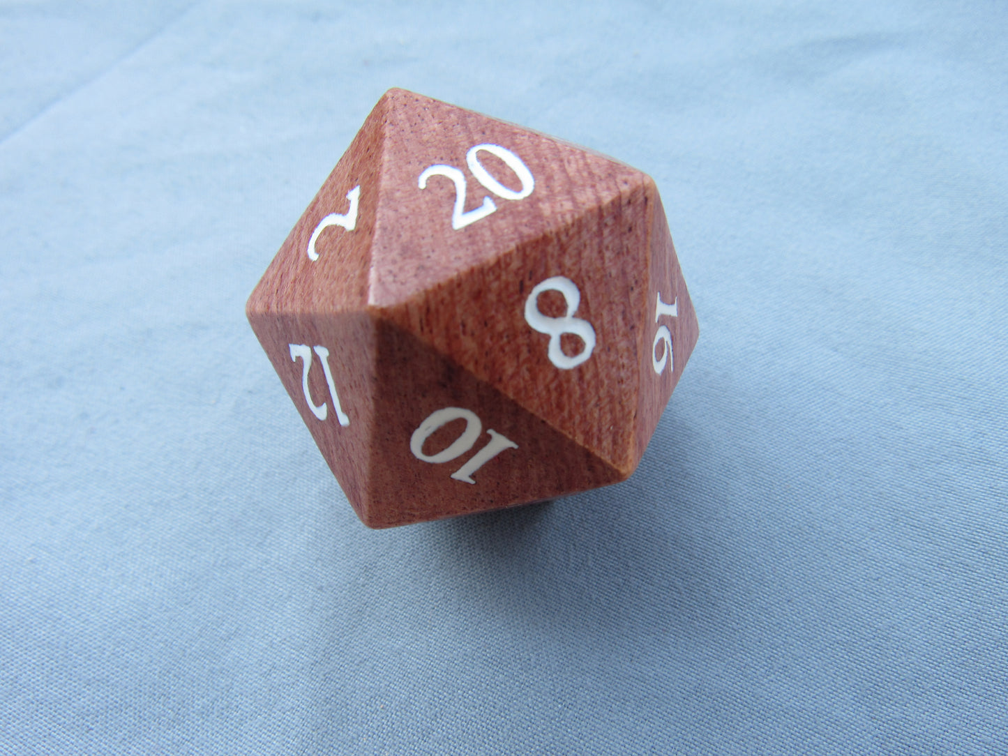 Santos Rose Large Wood D20