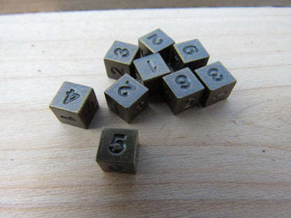 Antique Brass 100 pack of D6's
