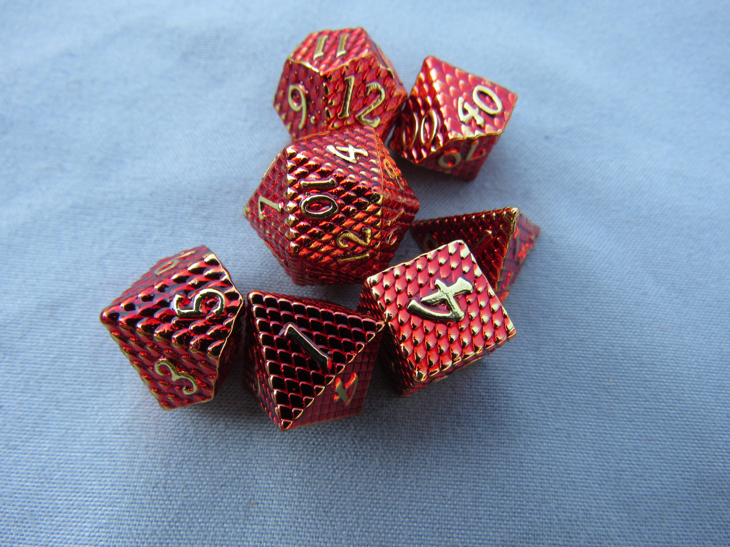 Red and Gold Mini Dragon Scale Dice