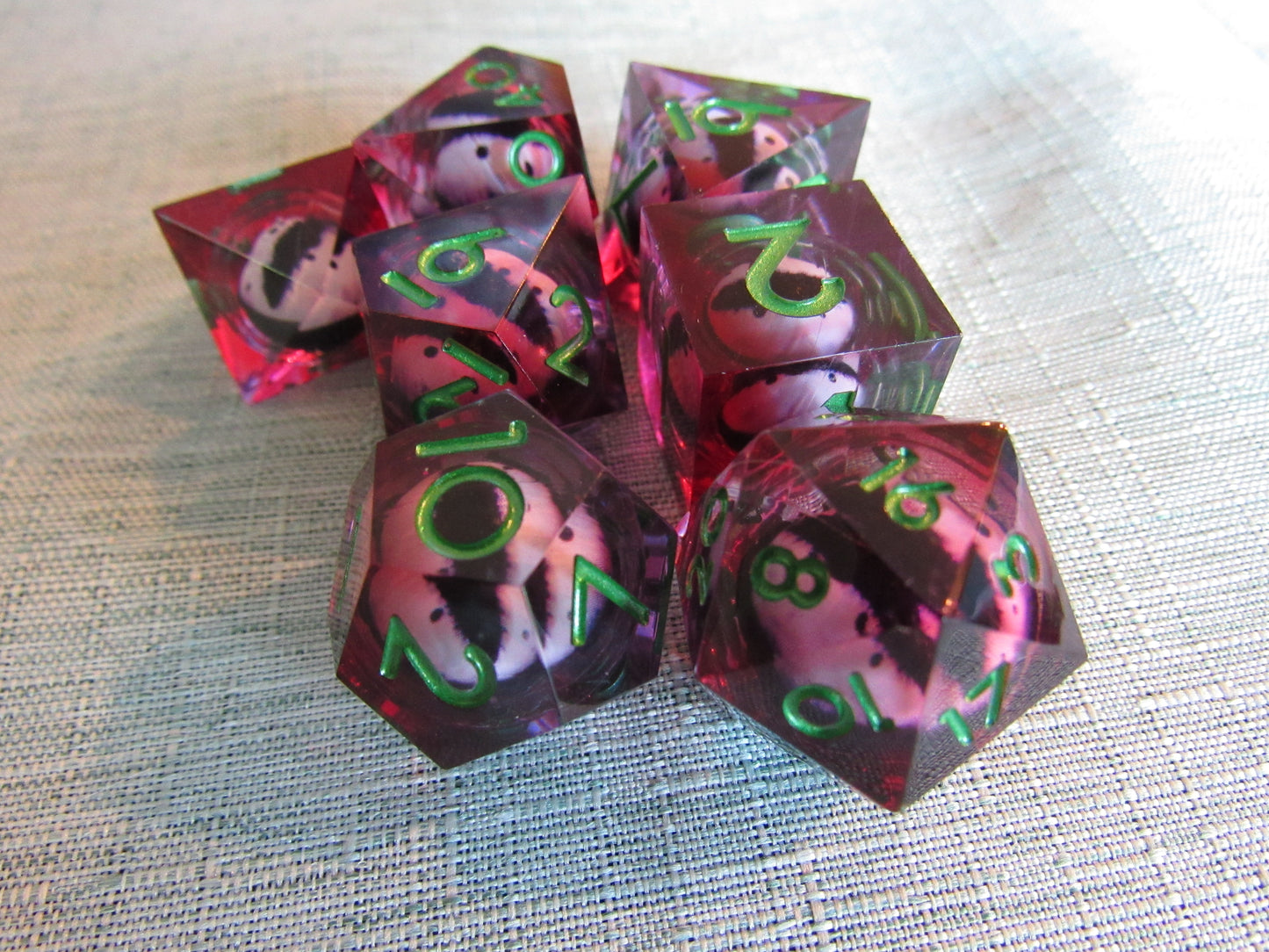Eyeball Sharp Resin Dice Set