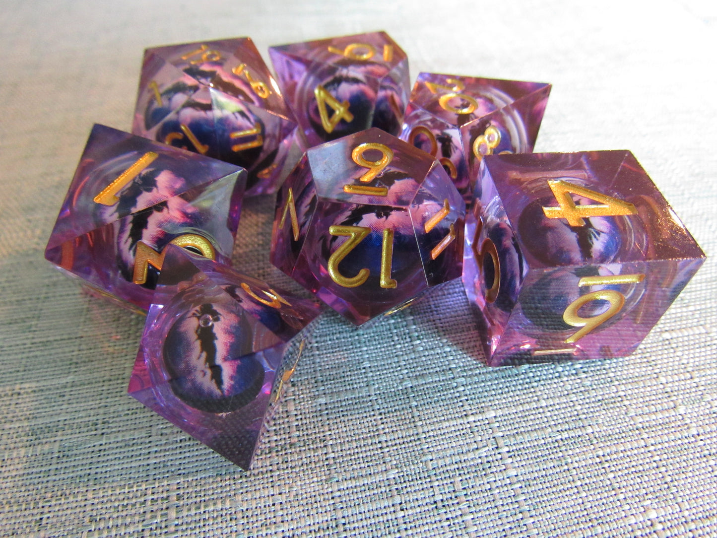 Eyeball Sharp Resin Dice Set