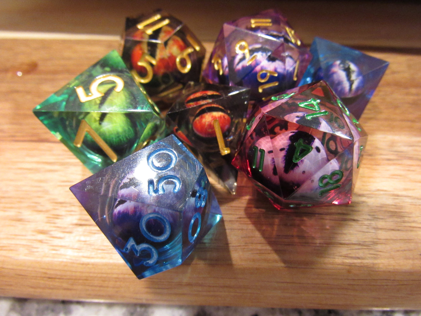 Eyeball Sharp Resin Dice Set