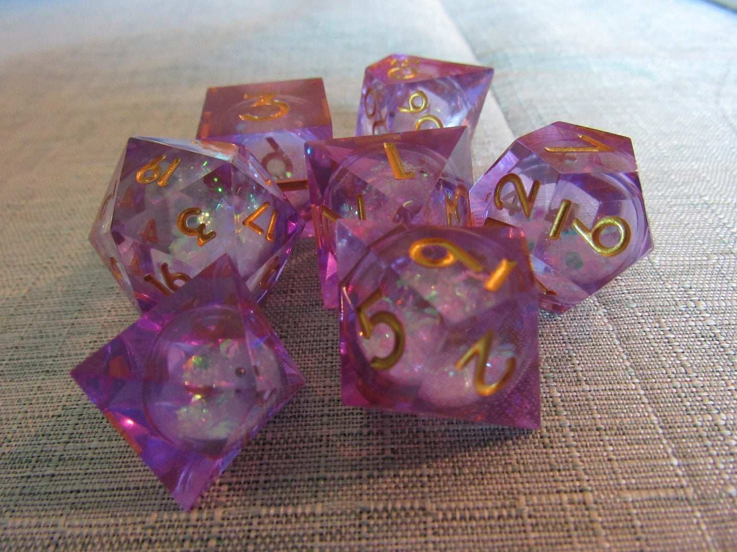 Liquid Core Sharp Resin Dice Set