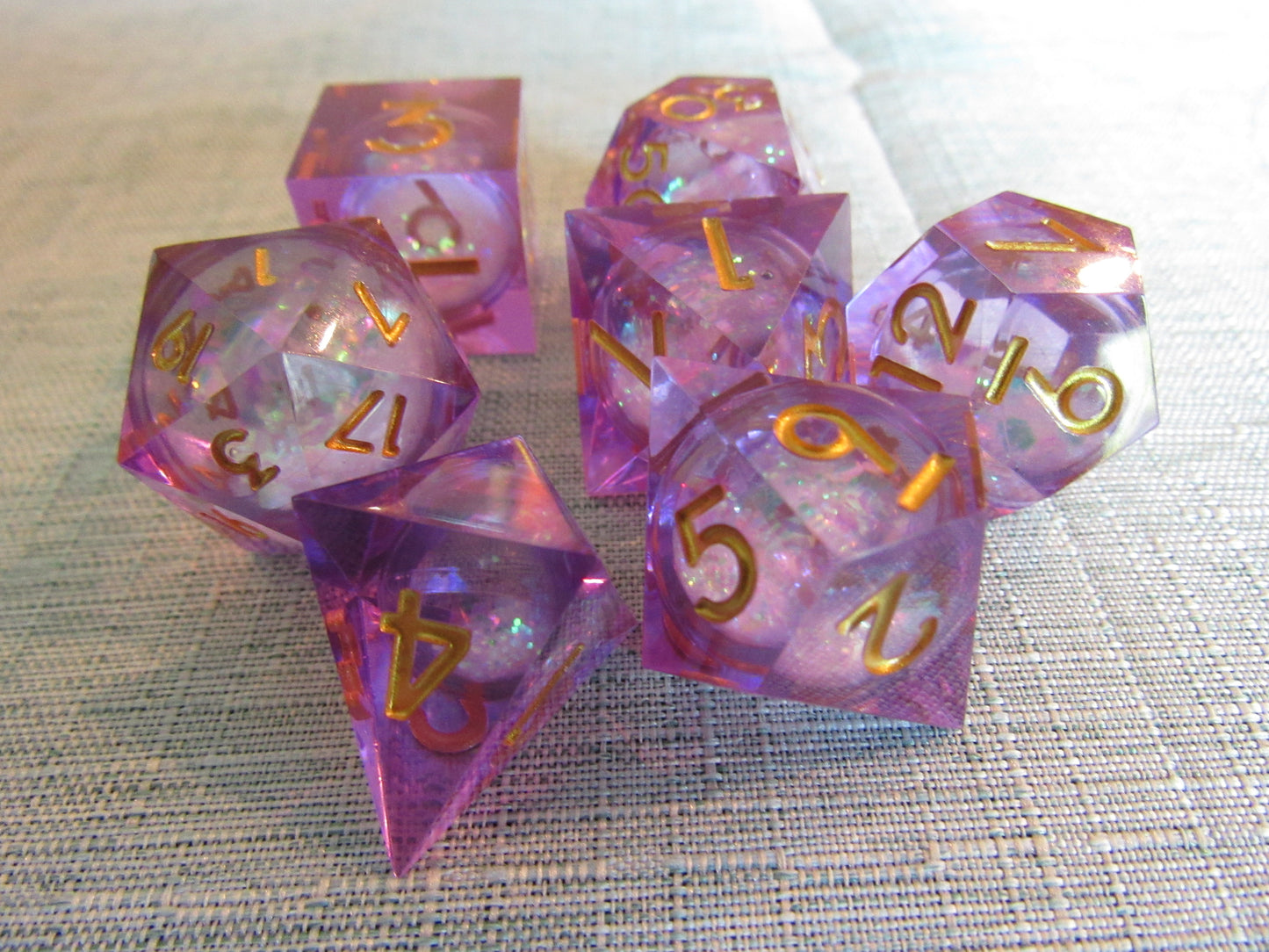 Liquid Core Sharp Resin Dice Set