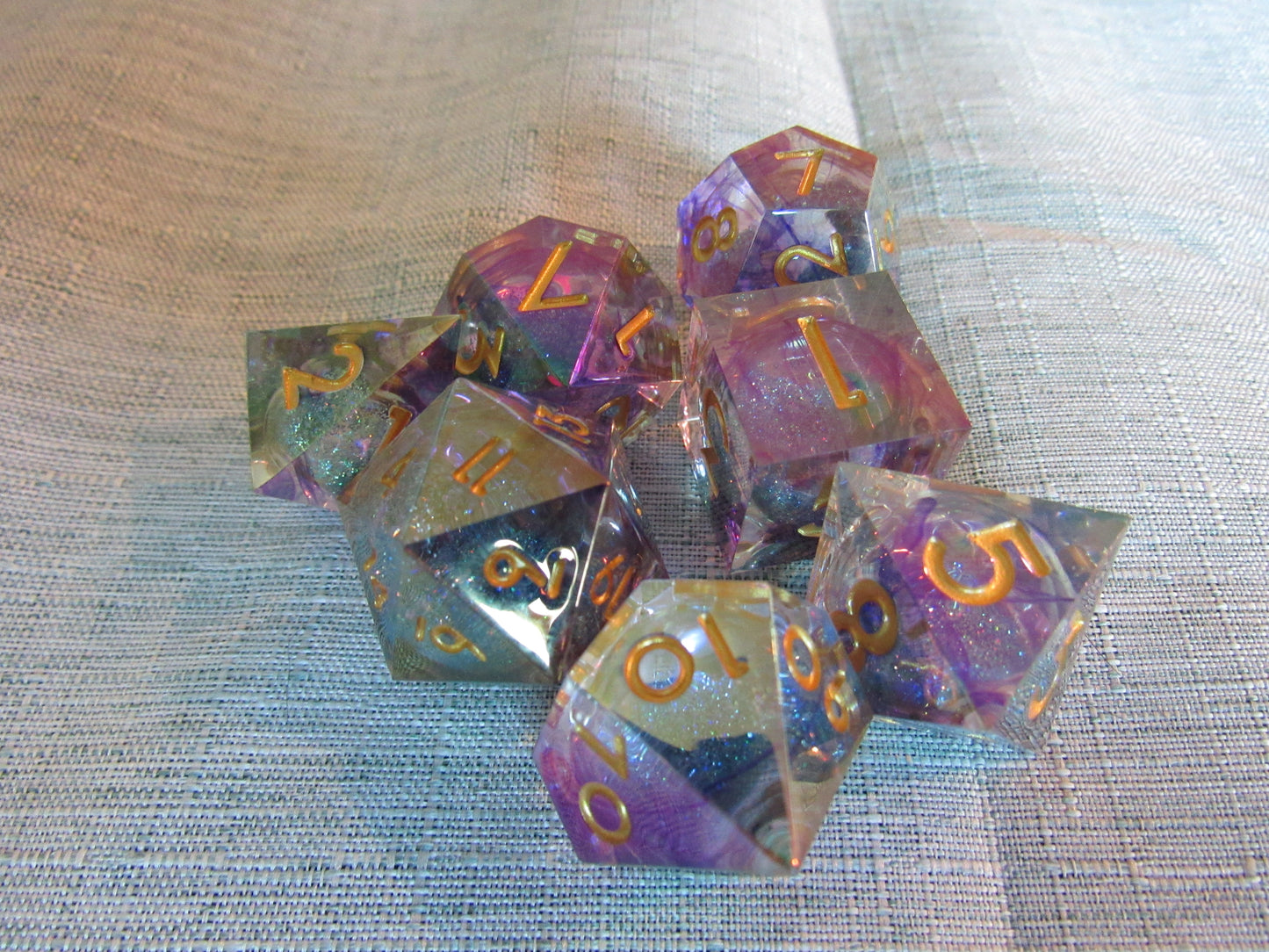 Liquid Core Sharp Resin Dice Set