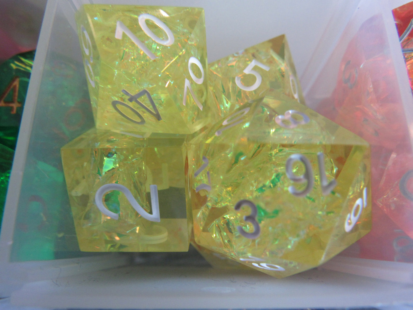 Classic Sharp Resin Dice Set