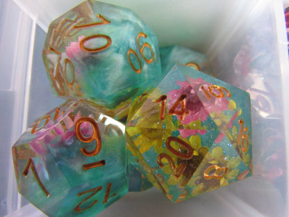 Floral Sharp Resin Dice Set