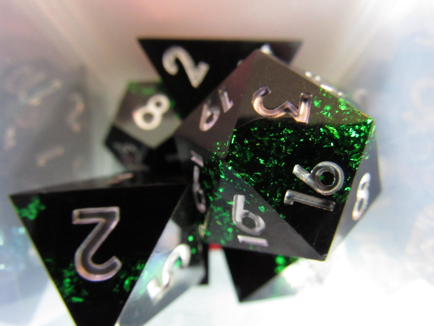 Glitter Color Band Sharp Resin Dice Set