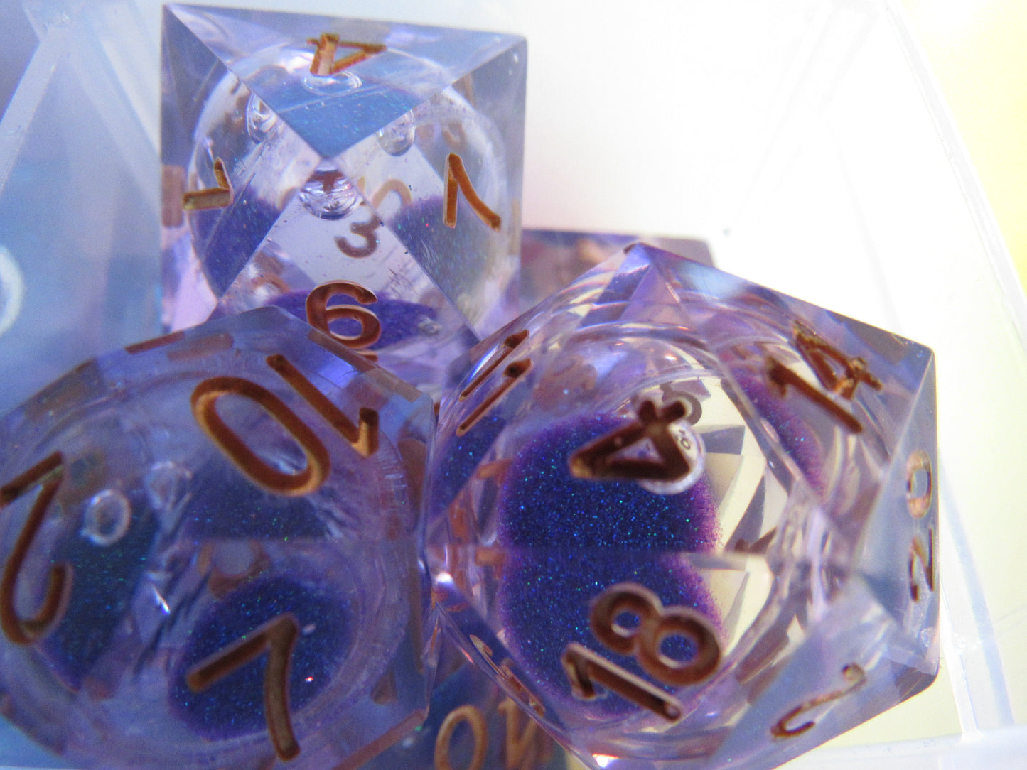 Liquid Core Sharp Resin Dice Set