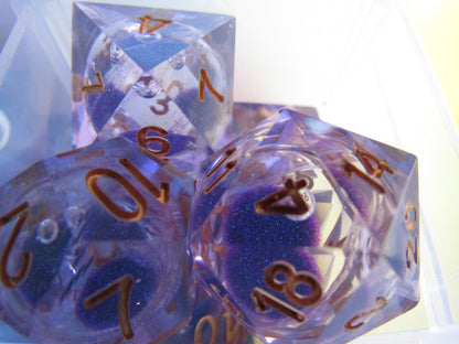 Liquid Core Sharp Resin Dice Set