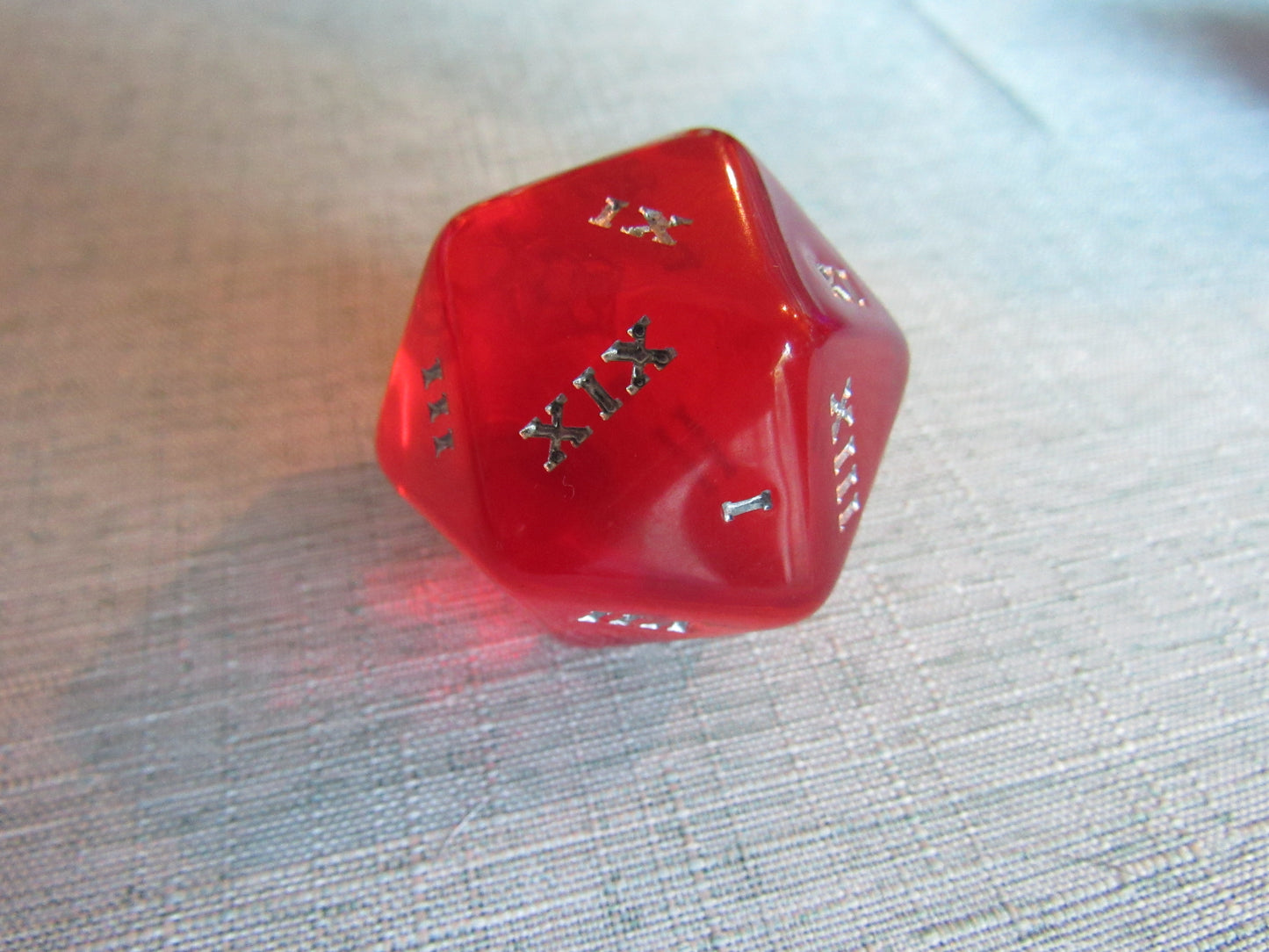 Rounded Resin D20 (Large - 33mm)