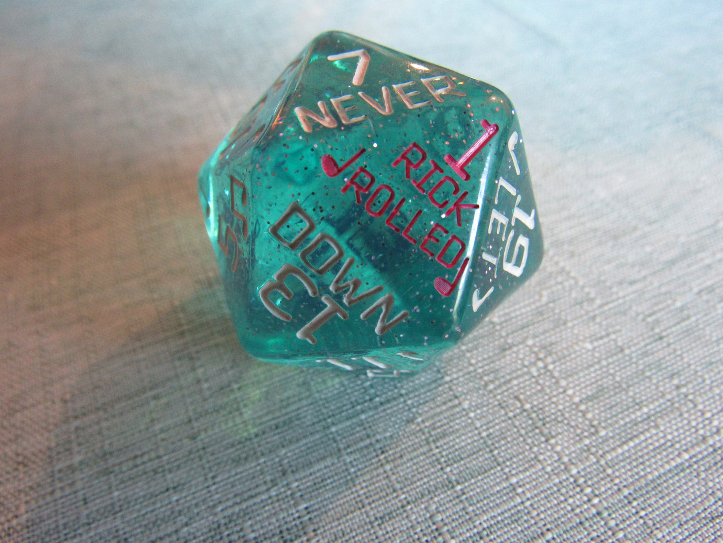 Rounded Resin D20 (Large - 33mm)