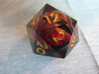 Dragon Eye Liquid Core Resin D20 (Large - 33mm)