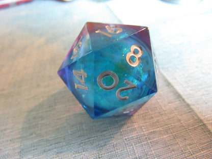 Glitter Liquid Core Resin D20 (Large - 33mm)