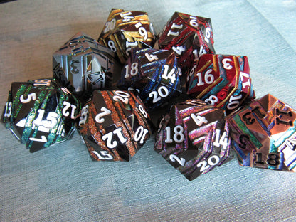 Stripe D20 (Large - 33mm)