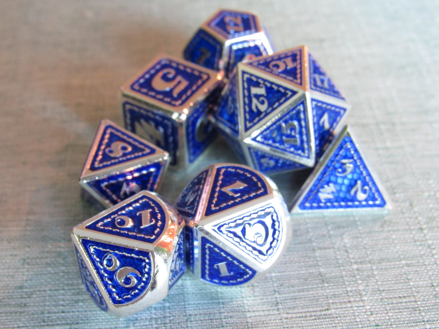 Classic Dragon Scale Metal Dice Set