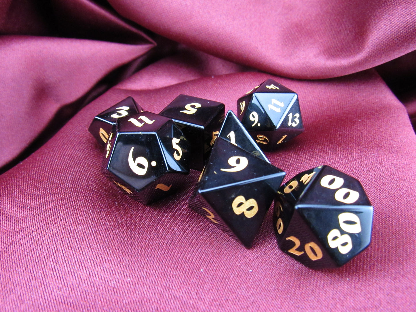 Obsidian Dice Set