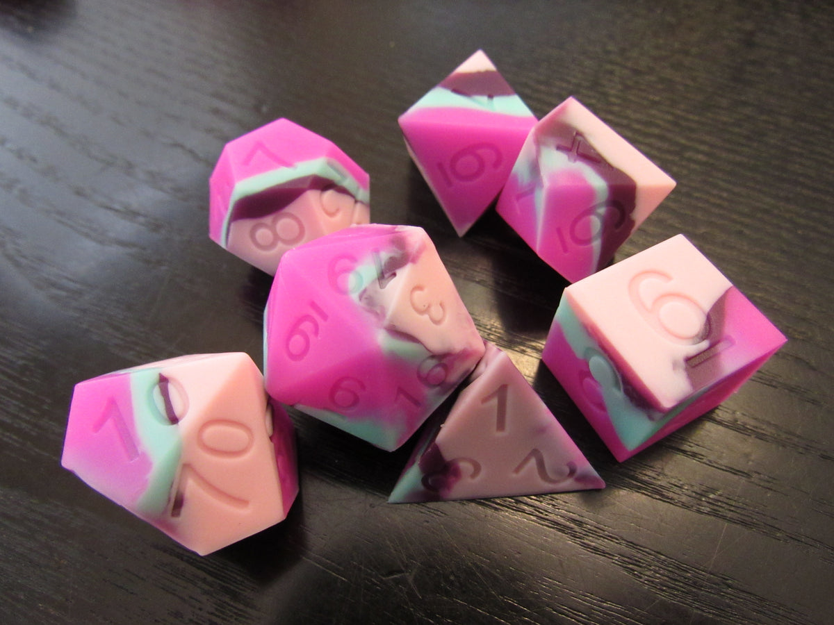 Quadruple Color Silicone Dice Set